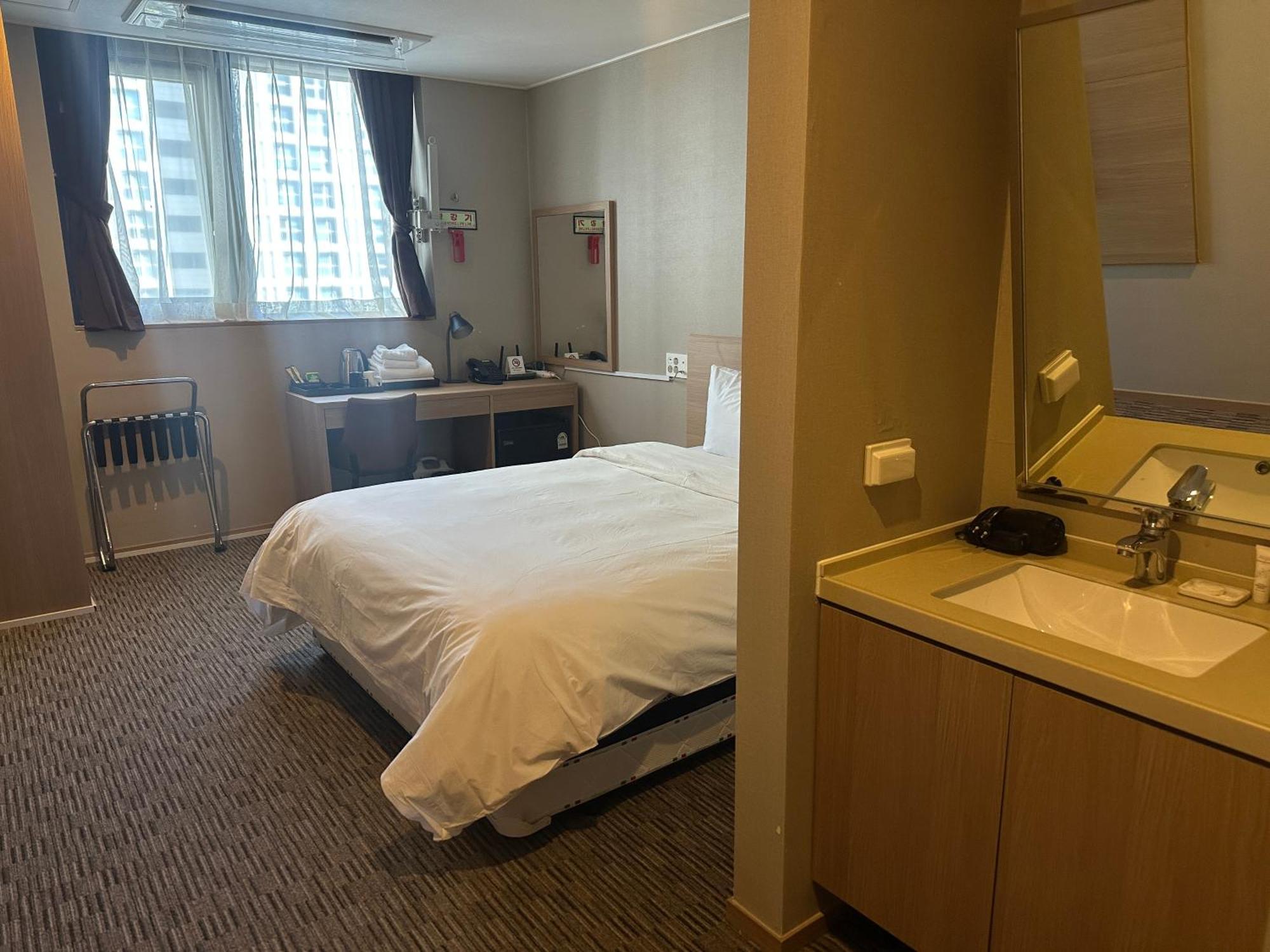 Golden Harbor Hotel Pyeongtaek Luaran gambar